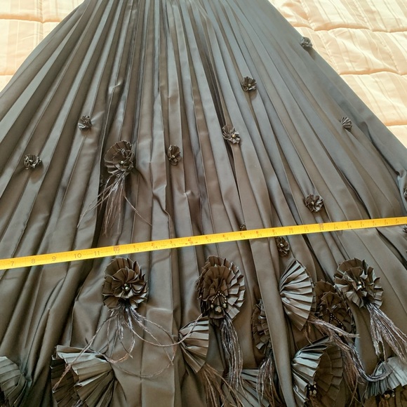 Ostrich Feather Jewels Rosettes Couture Designer Black Satin Full Pleated Skirt - Picture 10 of 16